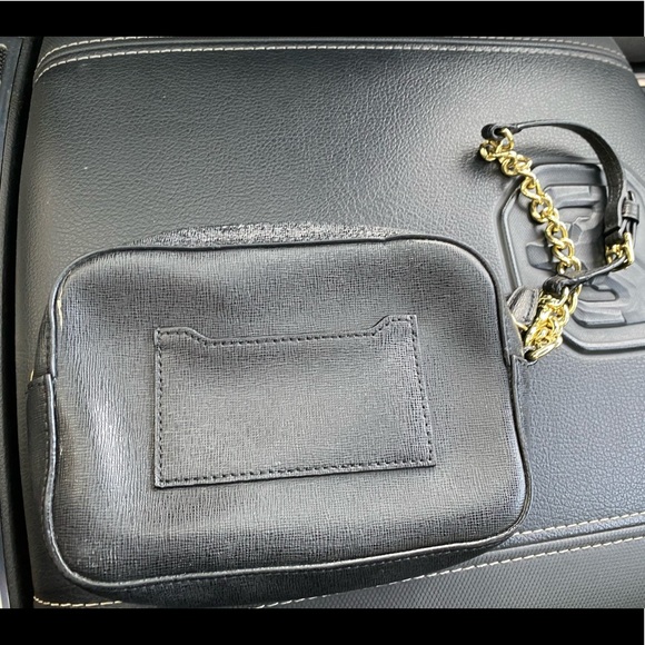 Coach clutch/wristlet - Picture 3 of 3